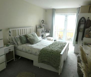Waghorn Terrace, Hawkhurst, Kent - £1,050pcm - Photo 3