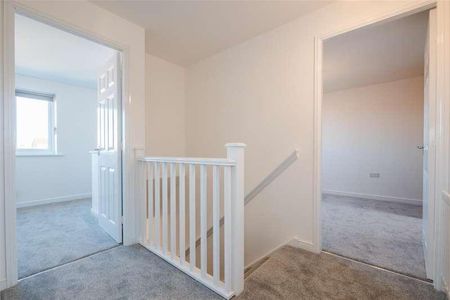 Macaulay Park, Grimsby, DN31 - Photo 5
