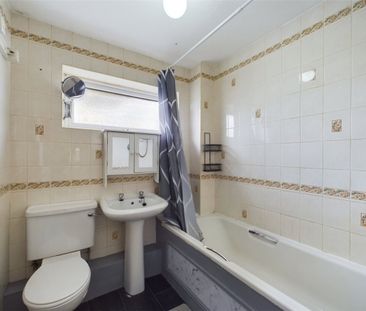 Milford Drive, Ilkeston, Derbyshire, DE7 - Photo 4