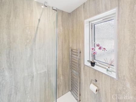 40 Dunraven Park, Belfast, BT5 6BS - Photo 3