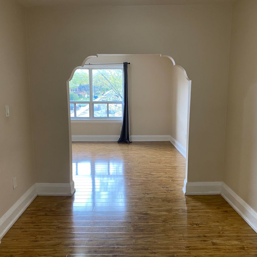 For Lease - 651 St Clair Avenue, Toronto, Ontario - Photo 1