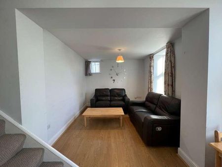 Brownlow Road, Bounds Green, N11 - Photo 5