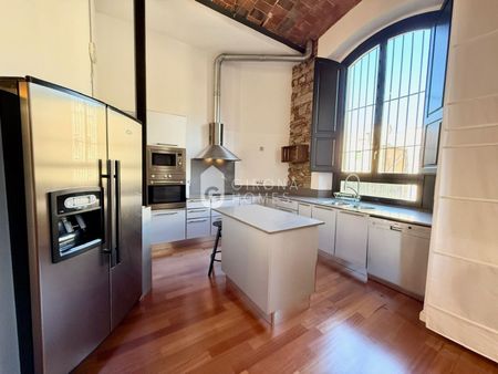 Apartamento de alquiler en Centre - Barri Vell - Photo 2