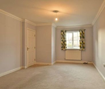 Deane Court, Stapeley, CW5 - Photo 3