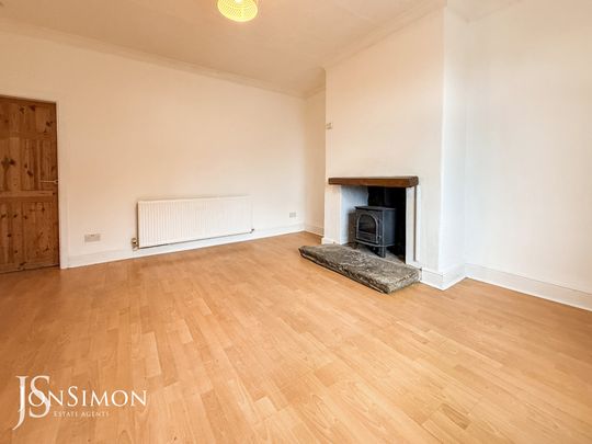 Bolton Road West, Ramsbottom - Photo 1