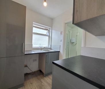 1 bedroom Flat To Let - Photo 6