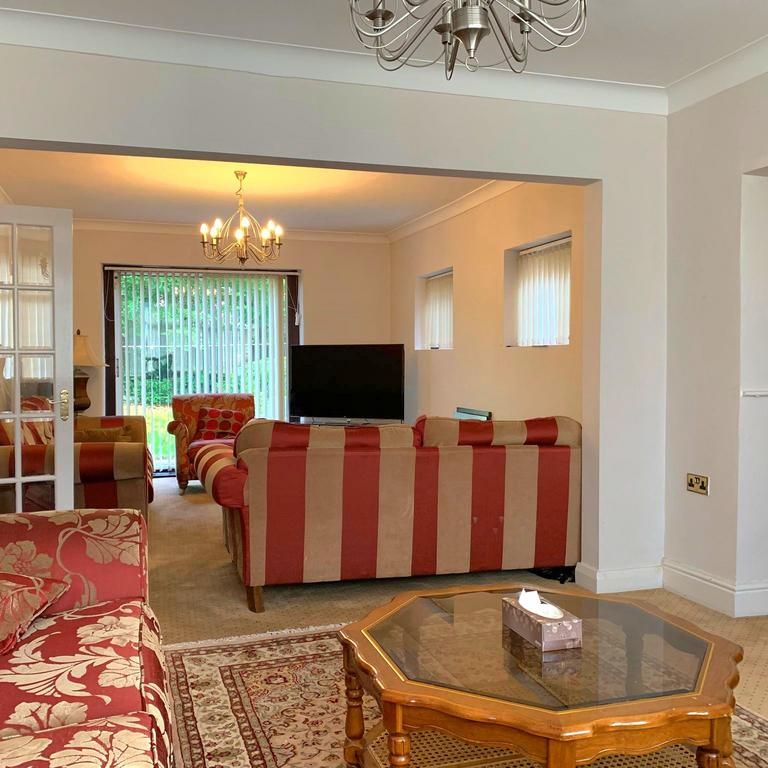 4 bedroom detached house to rent - Photo 1