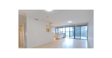 Stunning 3-Bedroom Townhouse - Photo 2