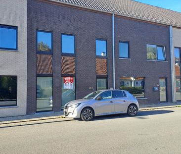 Moderne woning met veel comfort in het centrum van Zwevegem - Photo 2