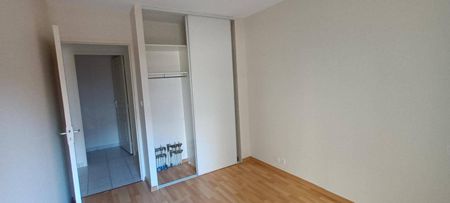 Location appartement t3 49 m² à Rodez (12000) BOURRAN - Photo 2