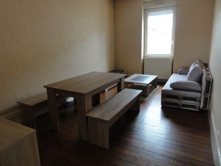 Location Appartement 2 pièces Meublé 38m² LE CREUSOT 71200 - Photo 2