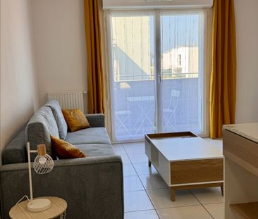 Location Appartement 2 pièces 43m² - Photo 6