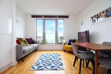 Elthorne Road, Kinver House, N19 - Photo 2