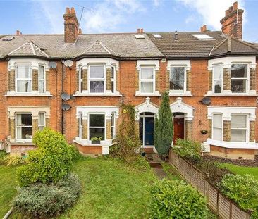 High Street, Brentwood, CM14 - Photo 1