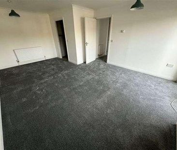 Peelers Gate, Wayte Street, Cosham, Portsmouth, Hampshire, PO6 - Photo 3