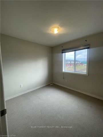 For Lease - 1266 Michael Circle, London East, Ontario - Photo 2