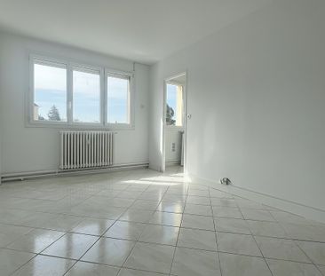 Appartement 2 pièces à louer à Chartres - Dernier étage avec exposi... - Photo 4