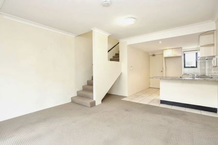 26/5-17 Pacific Highway, Roseville NSW 2069 - Apartment For Rent | Domain - Photo 2
