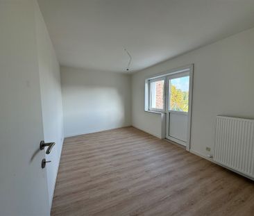 Instapklaar, gerenoveerd appartement met 2 slaapkamers en terras! - Photo 6