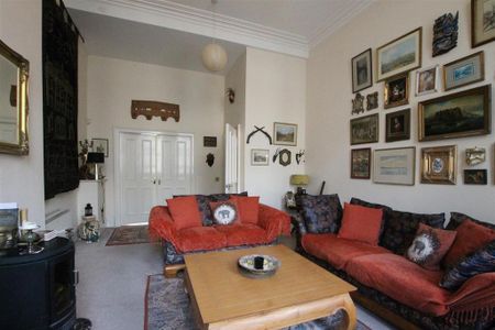 3 bedroom apartment to rent - Photo 4