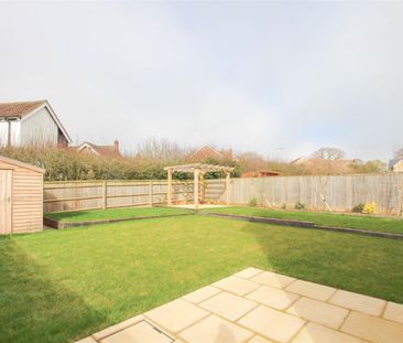 Michaelotts, Linton - Photo 1