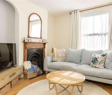 Short Road, London, W4 - Photo 1