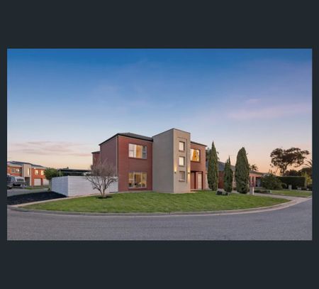 17A Greenfield Crescent, West Lakes Shore, SA 5020 - Photo 4