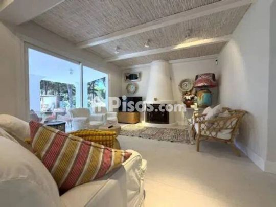 Chalet en alquiler en Playa de La Barrosa - Foto 1