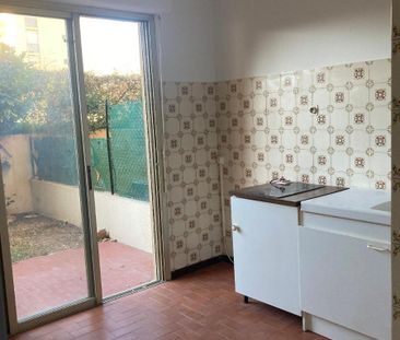 Location Appartement 1 pièce 28m² DRAGUIGNAN 83300 - Photo 3