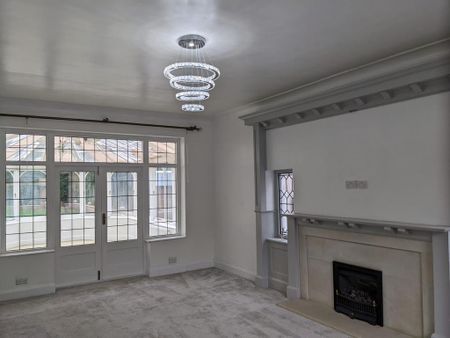 6 bedroom detached house to rent - Photo 3