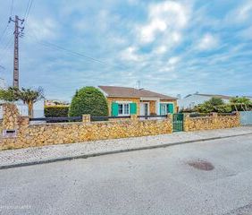 House Isolated 3 bedrooms for rent Ericeira Mafra - garden, barbecu... - Photo 2