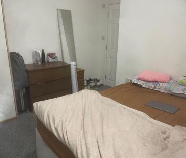 5 bedroom house share to rent - Photo 5