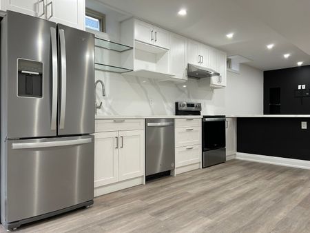For Lease - 18 Knox Avenue Unit# Bsmt, Toronto, Ontario - Photo 5