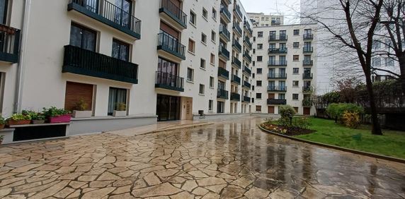 location Appartement T3 DE 77m² À PARIS 15 - Photo 2