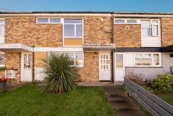 3 bedroom terraced house to rent - Photo 1