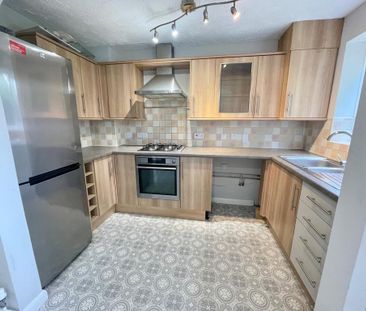3 bedroom detached house to rent - Photo 4