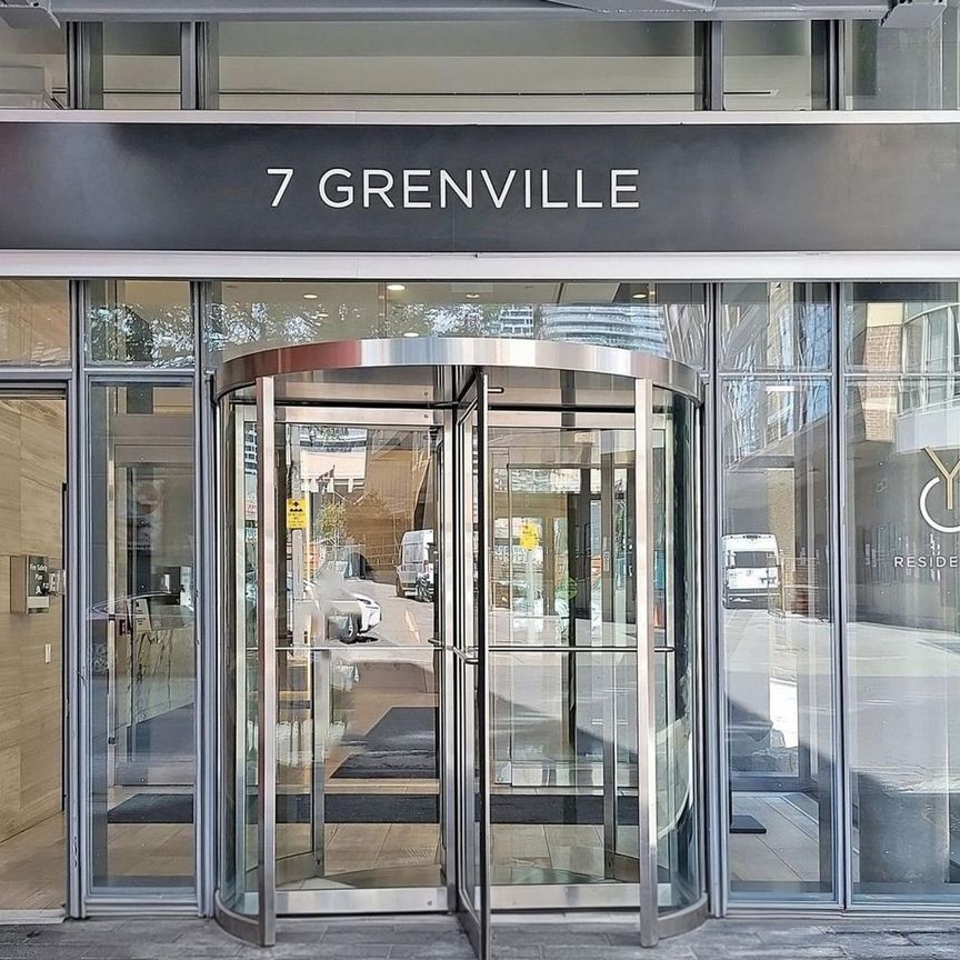 For Lease - 7 Grenville Street Unit# 3908, Toronto, Ontario - Photo 1