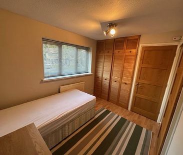 2 bedroom end of terrace house to rent - Photo 5