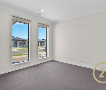 Spacious & Brand New! - Photo 6