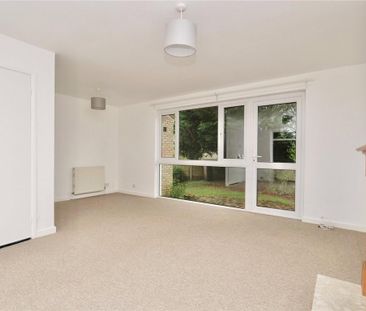 3 bedroom detached house to rent - Photo 2