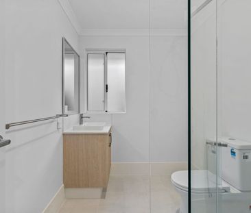 Modern Family Living in a Convenient Location - Photo 6