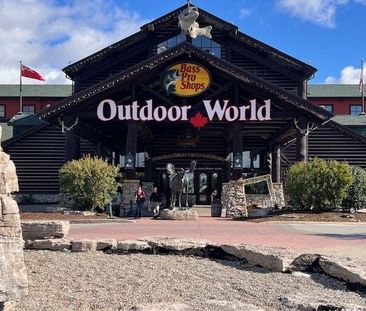 For Lease - 77 Vedette Way, Vaughan, Ontario - Photo 1