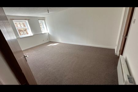 3 Bed Flat, Beltane Street, G3 - Photo 3