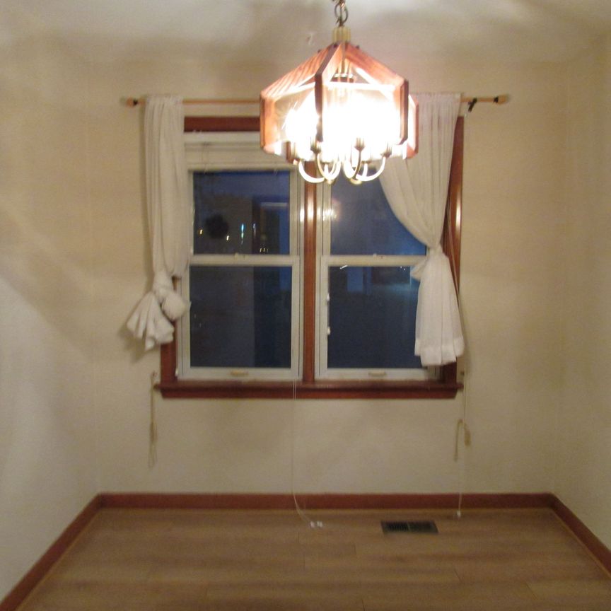 For Lease - 21 Black Creek Boulevard, Toronto, Ontario - Photo 1