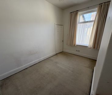 2 Bed Terraced House, Daisy Street, L5 - Photo 5
