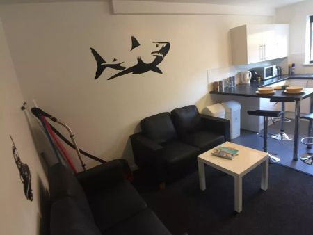 Ensuite Room (Gold-B) - Photo 2