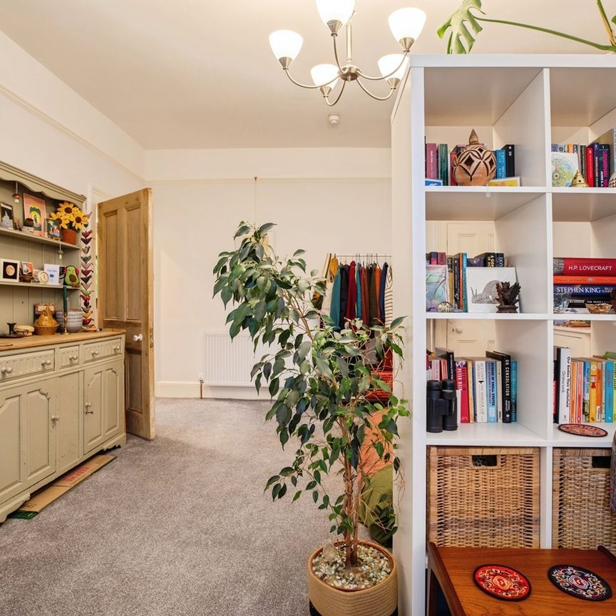 Studio Flat, Church Terrace - First Floor Rear, SE13 - Photo 1