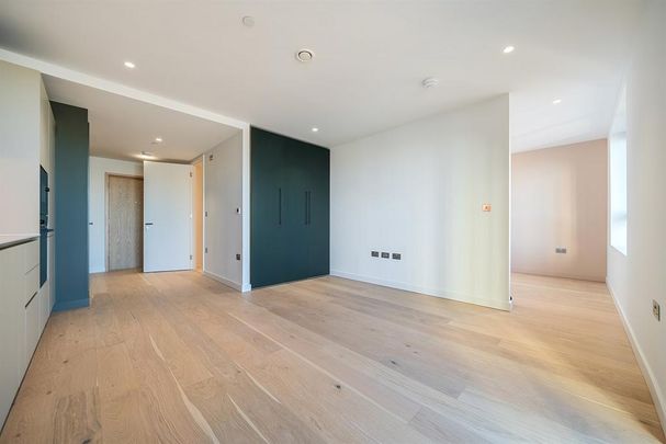 Studio to rent - Photo 1