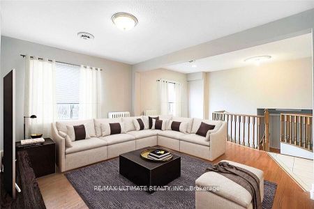 For Lease - 745 Coxwell Avenue Unit# Upper, Toronto, Ontario - Photo 3