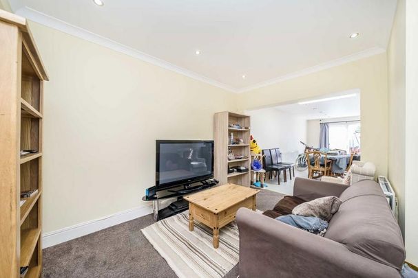 5 bedroom house to rent - Photo 1